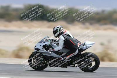 media/May-05-2025-Moto Forza (Mon) [[3c1838c5e5]]/2-B Group/Session 3 (Panning Test Turn 14 Inside)/